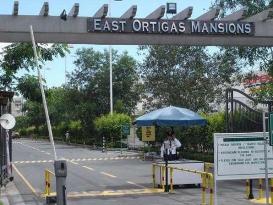 East Ortigas Mansions Holiday home *